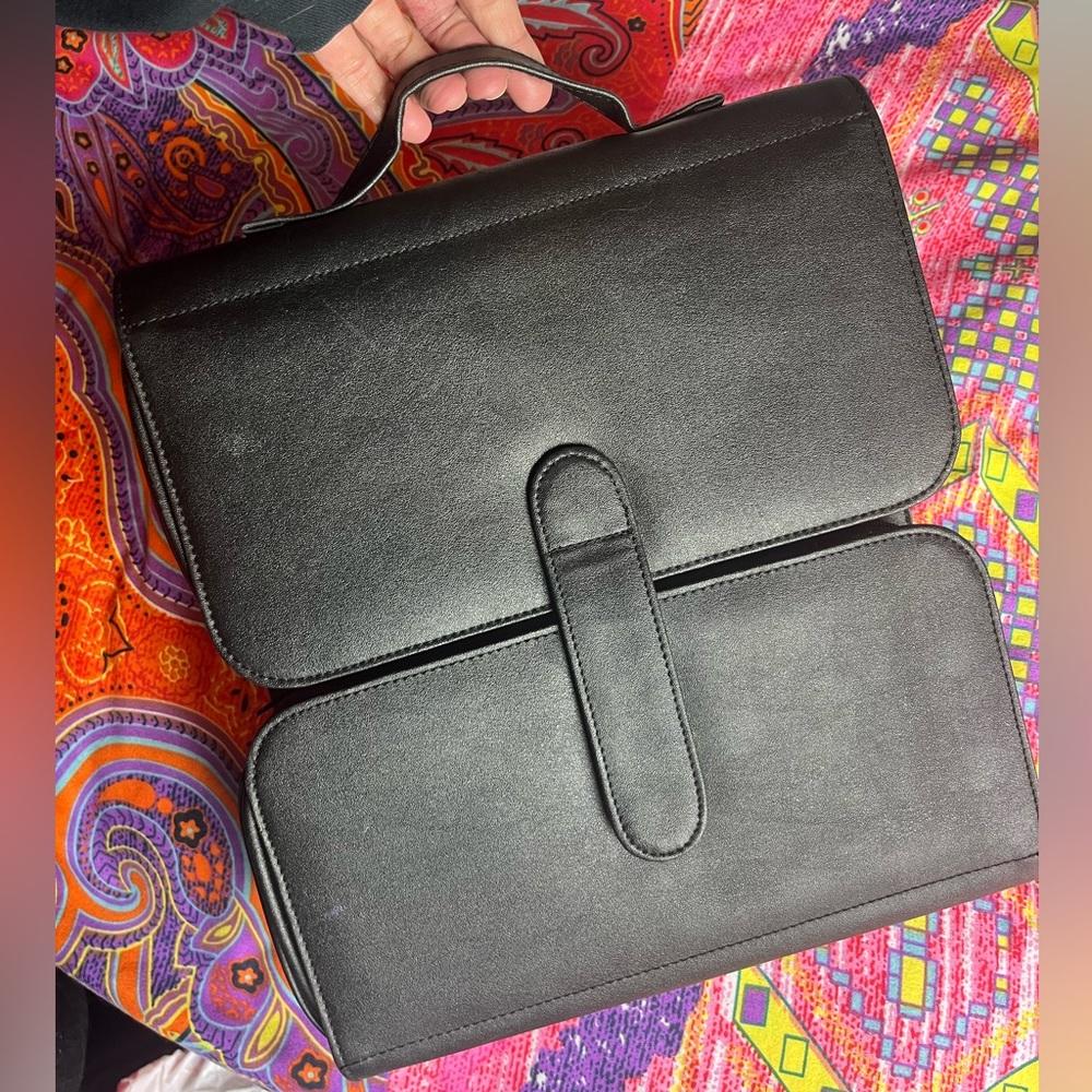 Makeup Artist Case